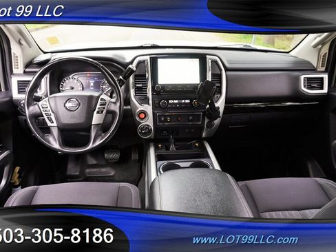 Used 2021 Nissan Titan SV w/ SV Convenience Package AWD/4WD image 2