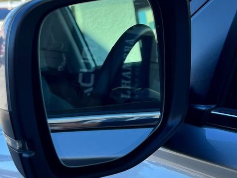 Used 2023 Honda Pilot Elite image 24