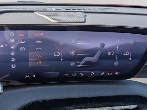 New 2026 Buick Enclave Preferred w/ Power Package AWD/4WD image 25