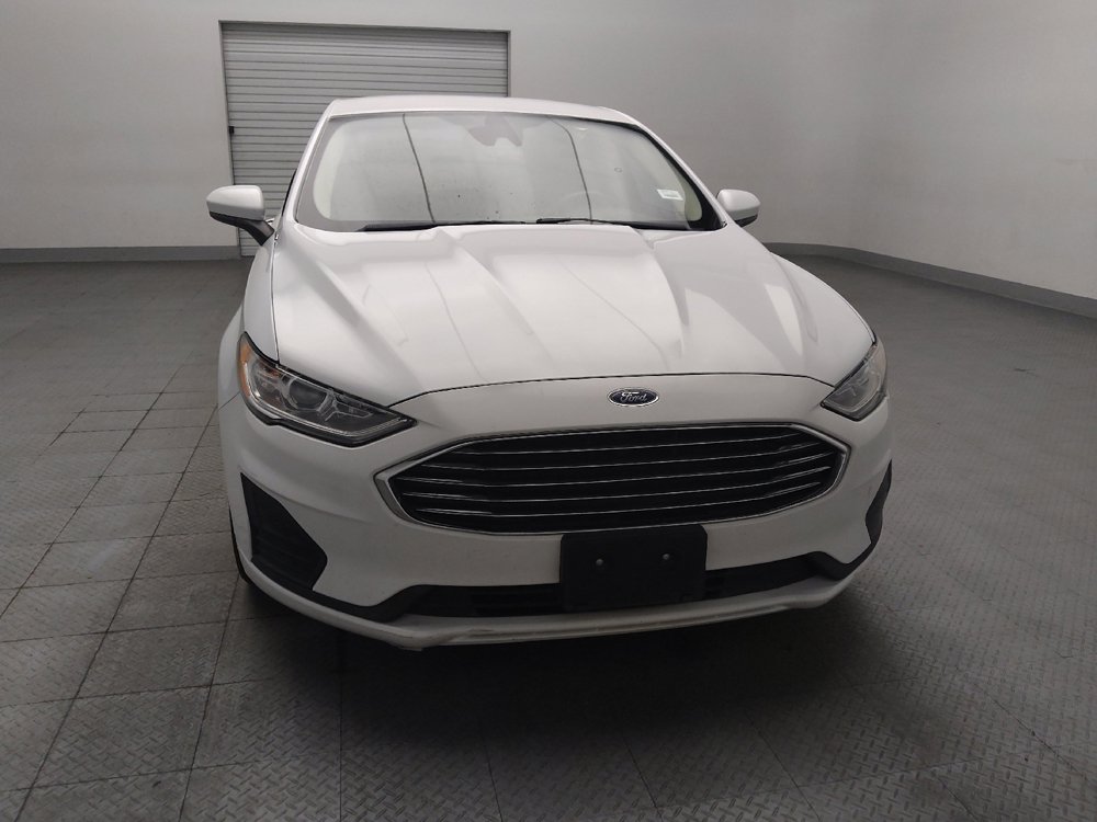 Used 2019 Ford Fusion SE FWD image 14