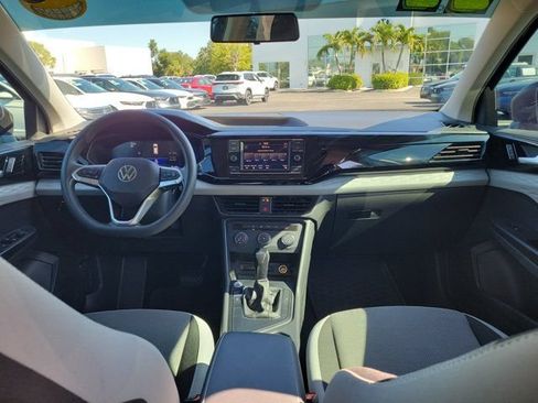 Certified 2022 Volkswagen Taos S FWD image 2