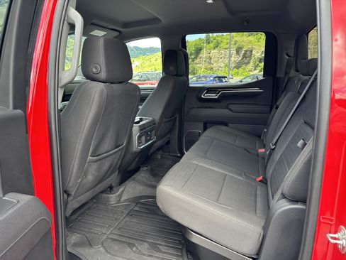 Used 2025 GMC Sierra 1500 Elevation AWD/4WD image 18