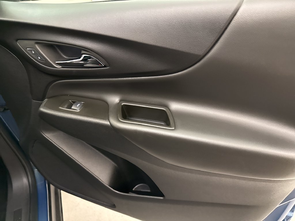 Used 2024 Chevrolet Equinox LT AWD/4WD image 30