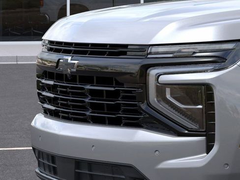 New 2026 Chevrolet Suburban RST image 13