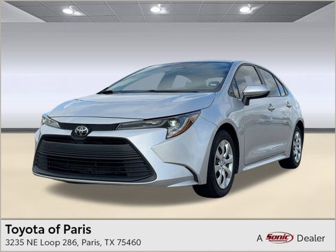 Used 2024 Toyota Corolla LE image 1