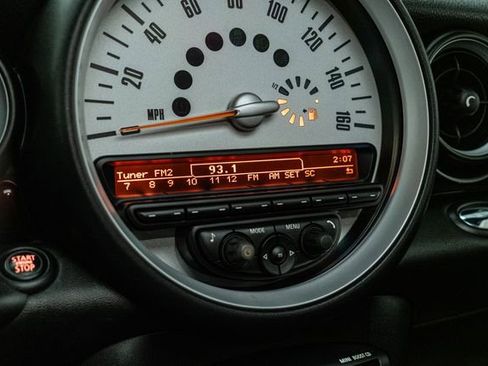 Used 2011 MINI Cooper S image 25