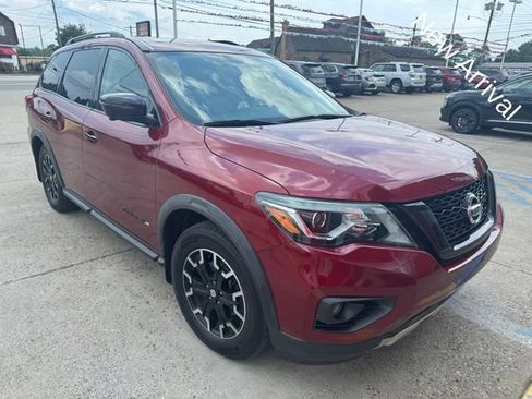 Used 2019 Nissan Pathfinder SL AWD/4WD image 1