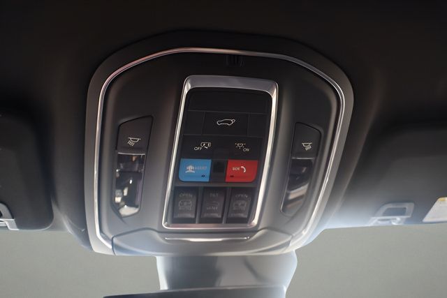 New 2026 Jeep Grand Cherokee Limited AWD/4WD image 25