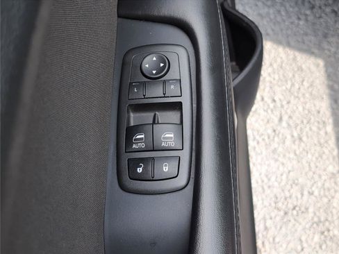 Used 2022 Dodge Challenger R/T Scat Pack RWD image 21