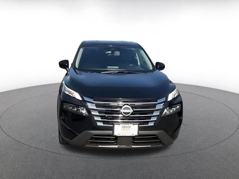 Used 2025 Nissan Rogue SV AWD/4WD image 4