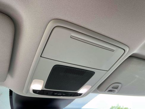 Certified 2025 Honda Pilot EX-L image 33