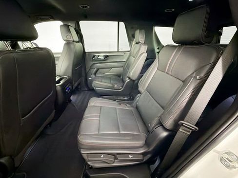 Used 2025 Chevrolet Tahoe RST w/ RST Performance Edition AWD/4WD image 26