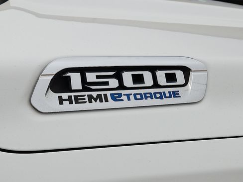 Used 2023 RAM 1500 Big Horn AWD/4WD image 8