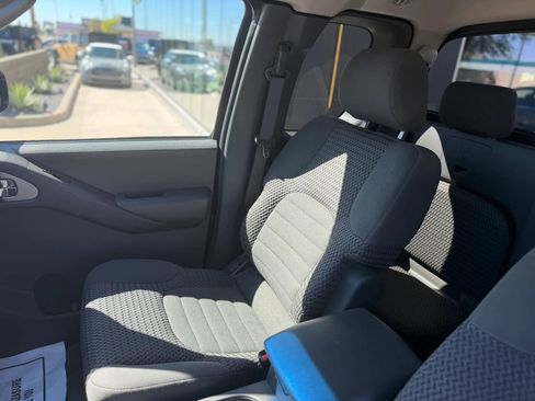 Used 2007 Nissan Frontier SE w/ Power Pkg image 31