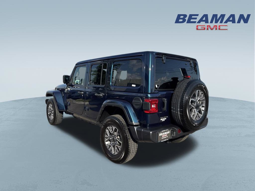 Used 2025 Jeep Wrangler Unlimited Sahara AWD/4WD image 5