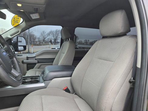 Used 2022 Ford F250 XLT w/ XLT Premium Package image 23