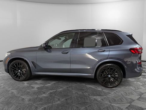 Used 2022 BMW X5 xDrive40i w/ M Sport Package image 1