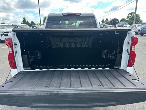 Used 2023 Chevrolet Silverado 1500 LT AWD/4WD image 12