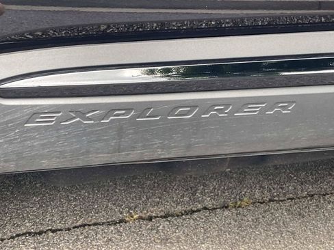 Certified 2025 Ford Explorer ST-Line w/ Premium Package RWD image 13