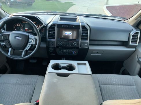 Used 2017 Ford F150 XLT w/ Equipment Group 302A Luxury image 17