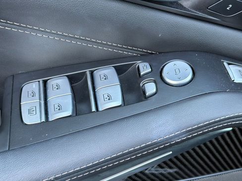 Certified 2024 BMW X7 M60i w/ Executive Package image 13