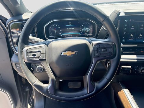 Used 2024 Chevrolet Silverado 2500 High Country w/ Technology Package AWD/4WD image 11