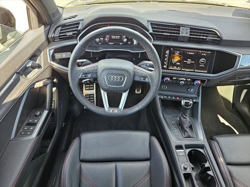 Used 2025 Audi Q3 2.0T Premium Plus w/ Premium Plus Package image 5