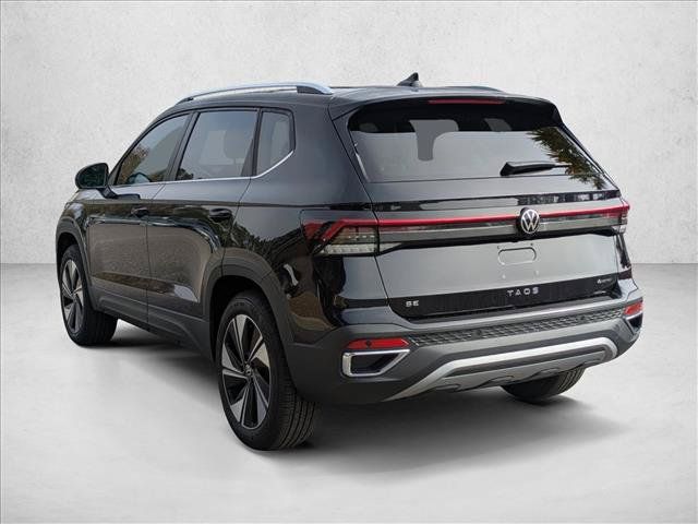 New 2026 Volkswagen Taos SE AWD/4WD image 7