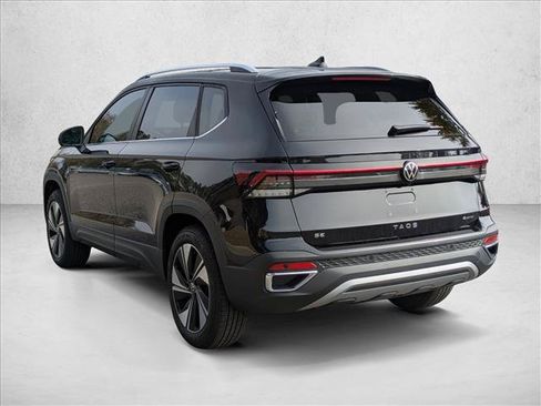 New 2026 Volkswagen Taos SE AWD/4WD image 7
