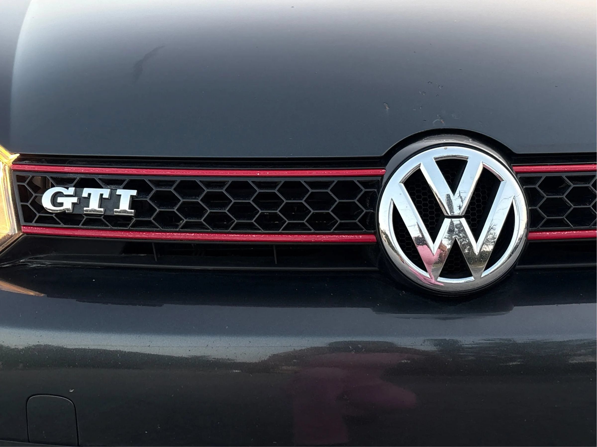 Used 2012 Volkswagen GTI 2-Door FWD image 29