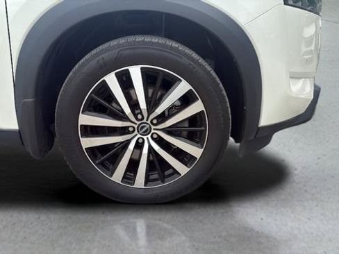 Used 2023 Nissan Pathfinder Platinum w/ Cargo Package AWD/4WD image 33