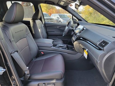 New 2026 Honda Ridgeline Black Edition image 17