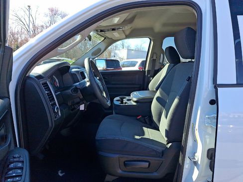 Certified 2022 RAM 1500 Tradesman w/ Tradesman SXT Package image 11