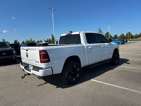 Used 2023 RAM 1500 Laramie AWD/4WD image 4