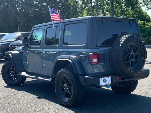 Used 2024 Jeep Wrangler Unlimited AWD/4WD image 11