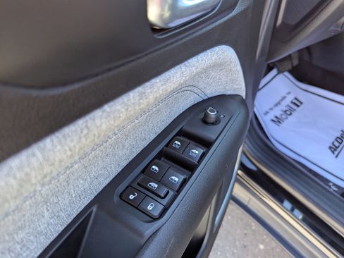 Used 2024 Jeep Compass Latitude AWD/4WD image 11