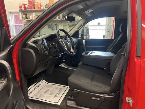 Used 2012 Chevrolet Silverado 3500 LT w/ Snow Plow Prep Package image 4