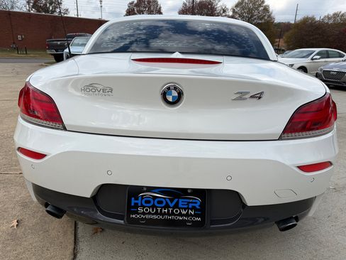 Used 2014 BMW Z4 sDrive35i image 4