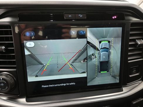 New 2025 Ford F150 Platinum w/ Equipment Group 702A High image 3