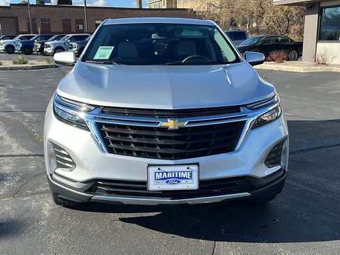 Used 2022 Chevrolet Equinox LT image 3