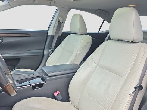 Used 2013 Lexus ES 350 w/ Luxury Pkg FWD image 7