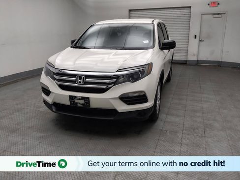 Used 2018 Honda Pilot LX image 1