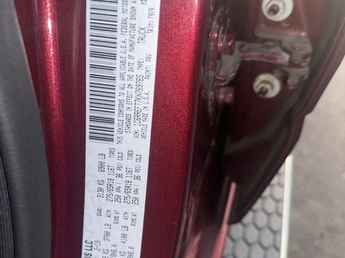 Used 2019 RAM 1500 Big Horn image 10