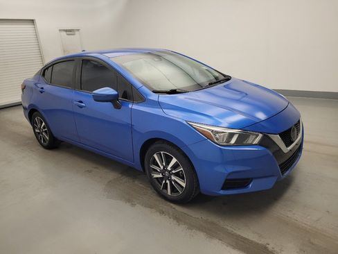 Used 2021 Nissan Versa SV FWD image 11