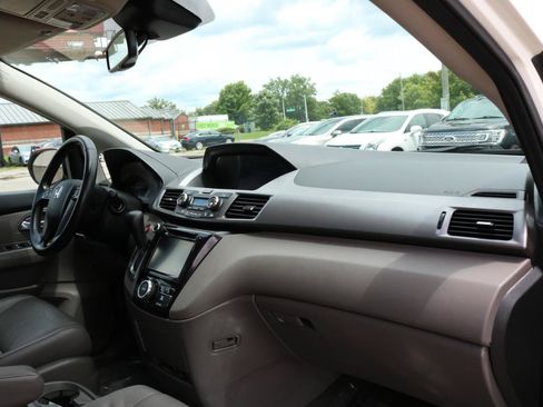 Used 2016 Honda Odyssey EX-L image 47