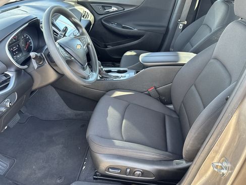 Used 2023 Chevrolet Malibu LT image 10