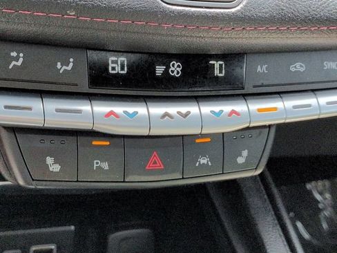 Used 2019 Cadillac XT4 Sport w/ Cold Weather Package FWD image 22