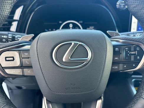 Used 2025 Lexus TX 500h AWD image 28