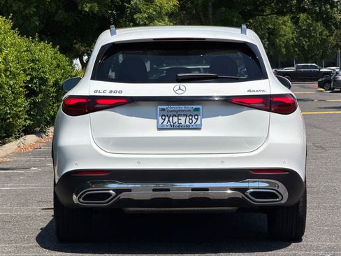 Certified 2026 Mercedes-Benz GLC 300 4MATIC image 4
