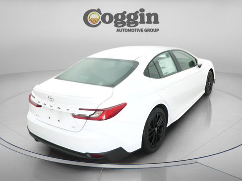 New 2026 Toyota Camry SE FWD image 15